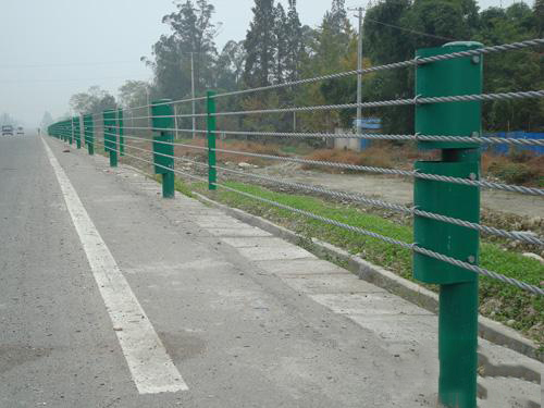 ������Ůɽ